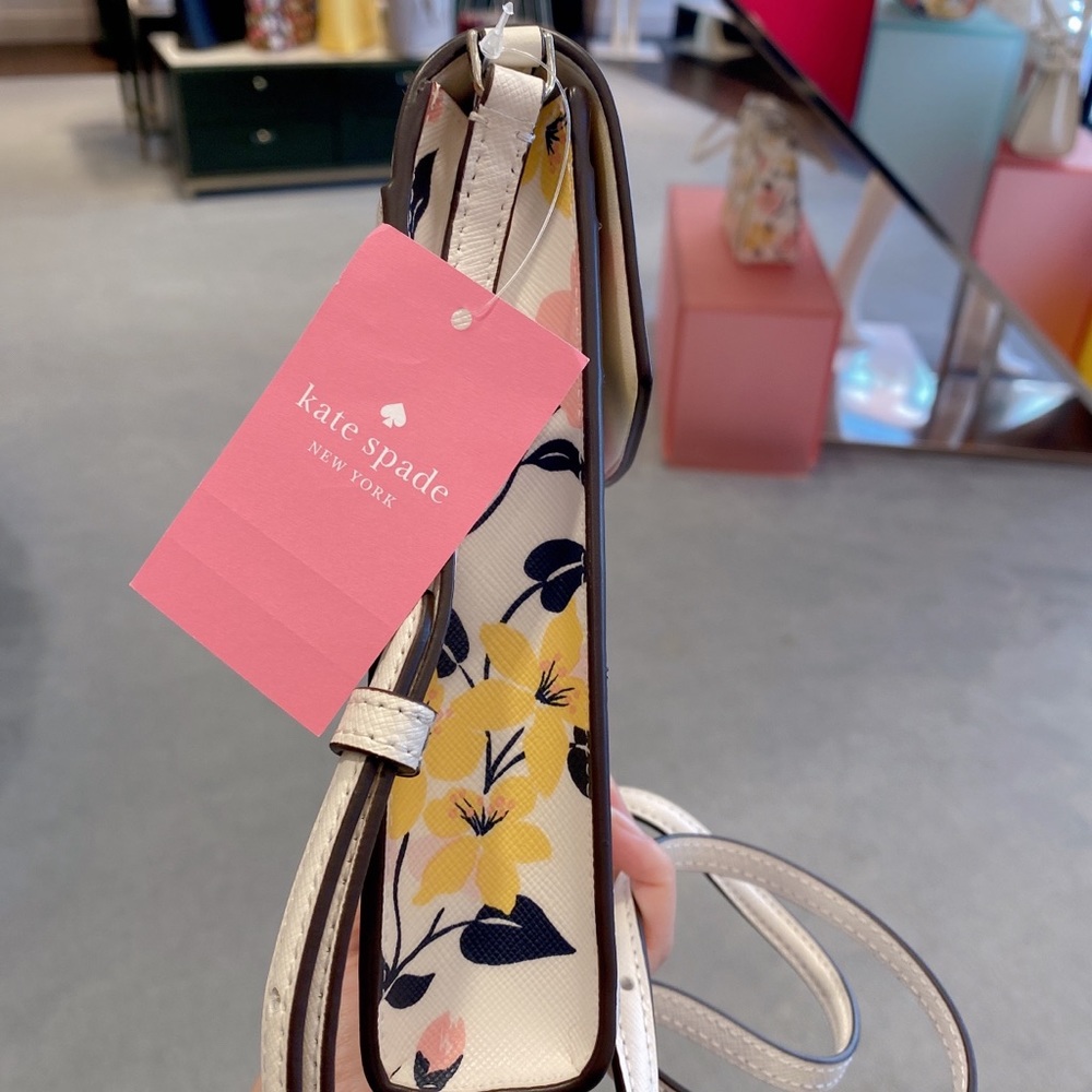 Kate Spade Lily bloom Phone Crossbody - Picture 3 of 8